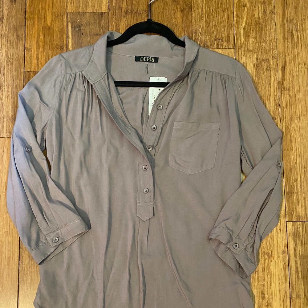 New Women’s DEPRI popover 3/4 sleeve shirt sz S